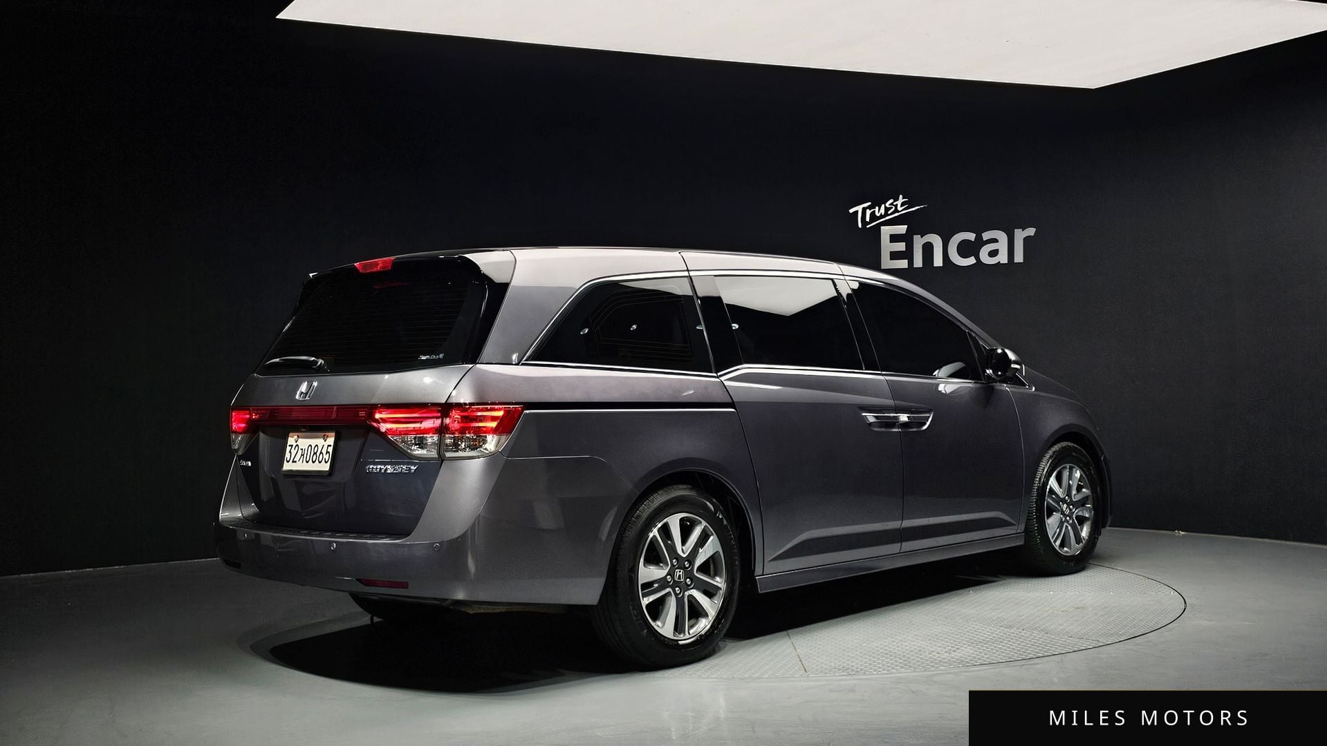 Honda Odyssey 2016 — миниатюра 2