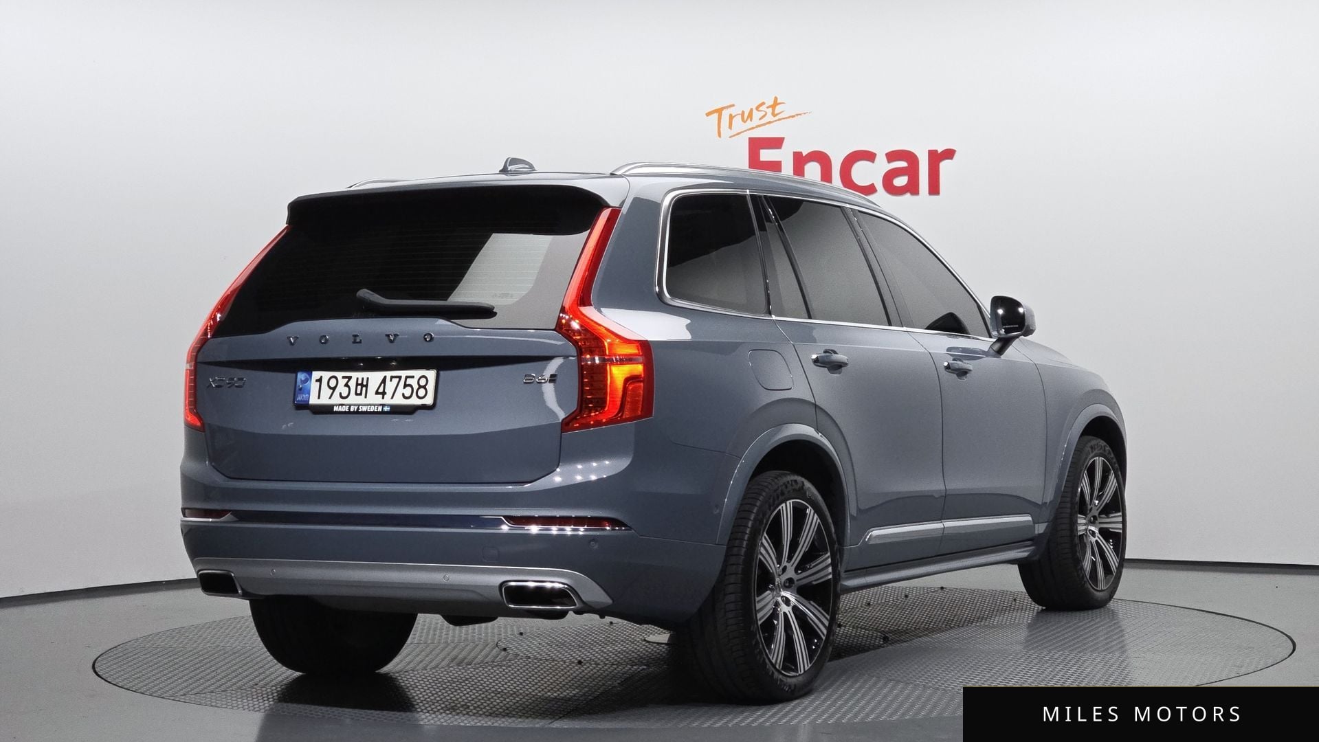 Volvo XC90 2021 — миниатюра 2