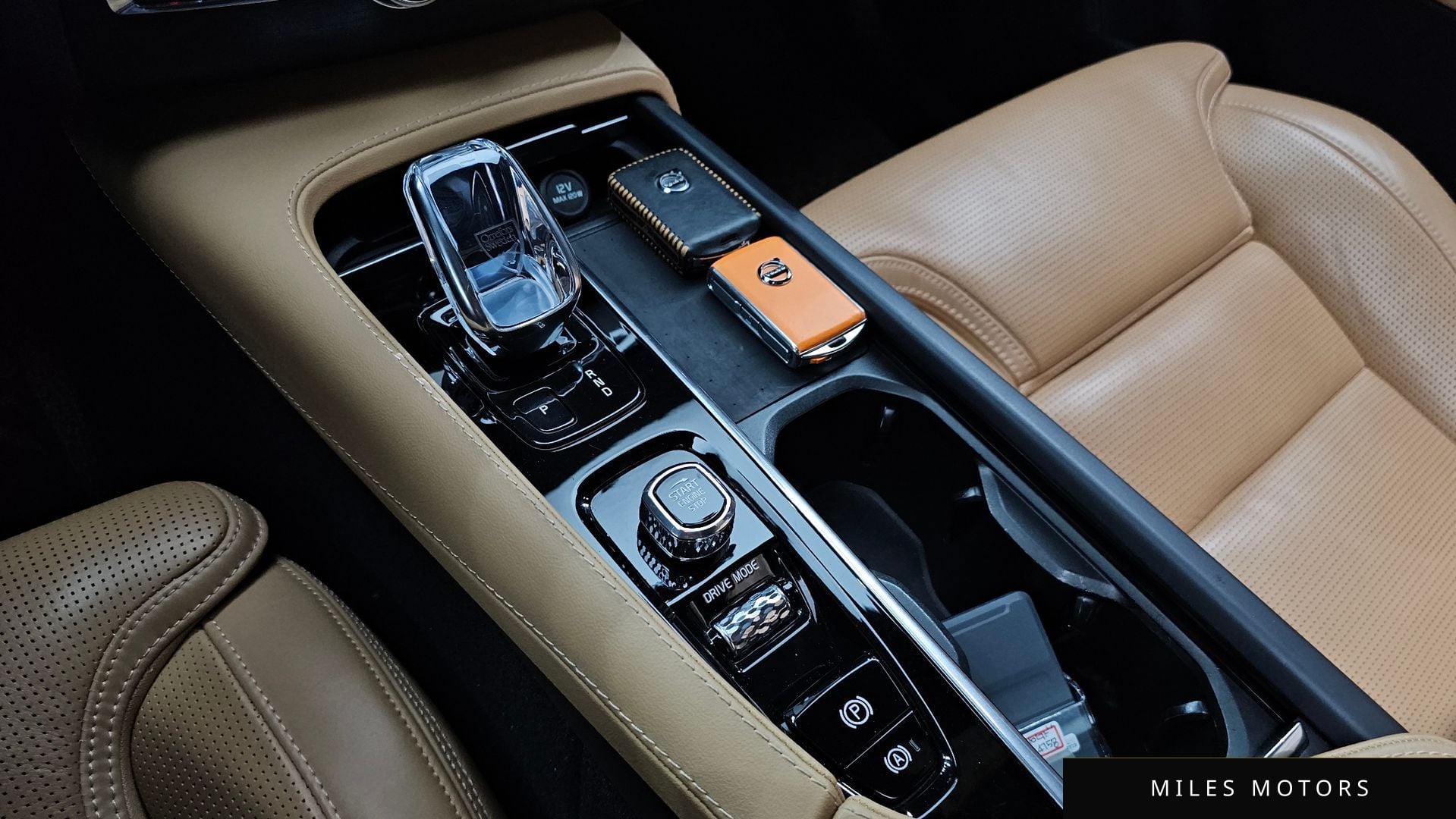 Volvo XC90 2021 — миниатюра 12