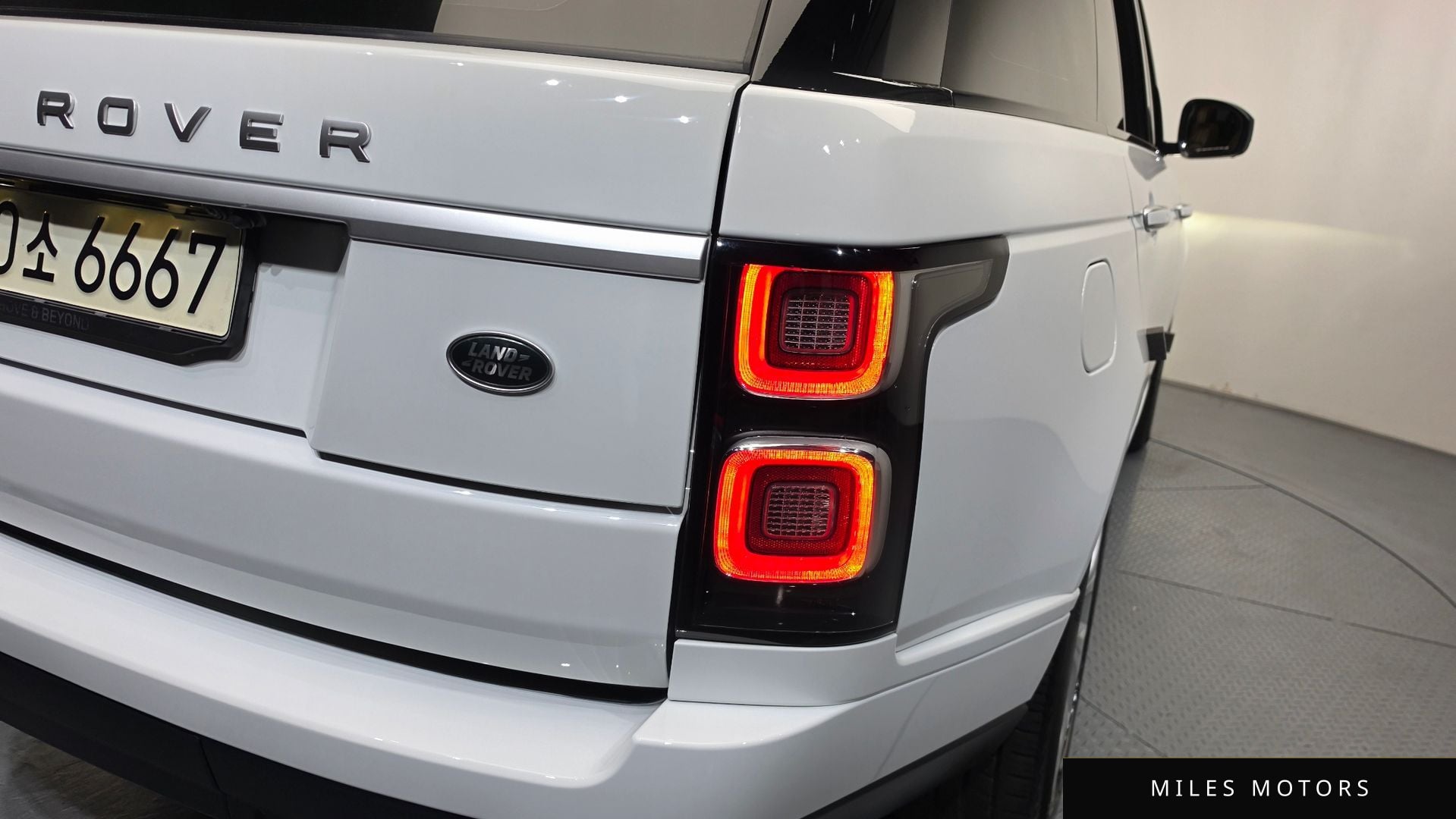 Land Rover Range Rover 2021 — миниатюра 8