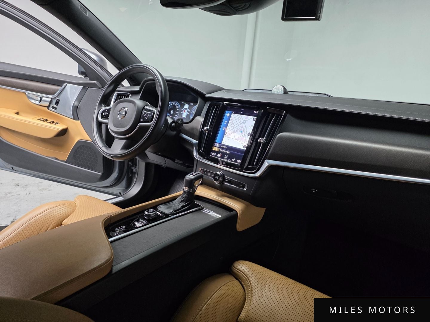 Volvo V90 2020 — миниатюра 6