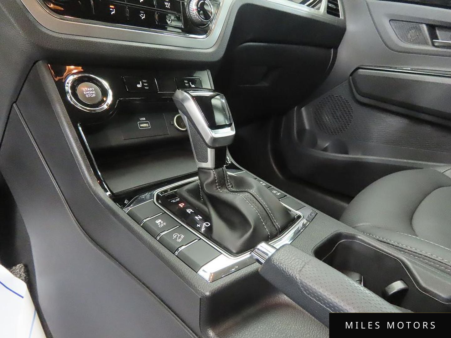 KG Mobility Beautiful Korando 2020 — миниатюра 11