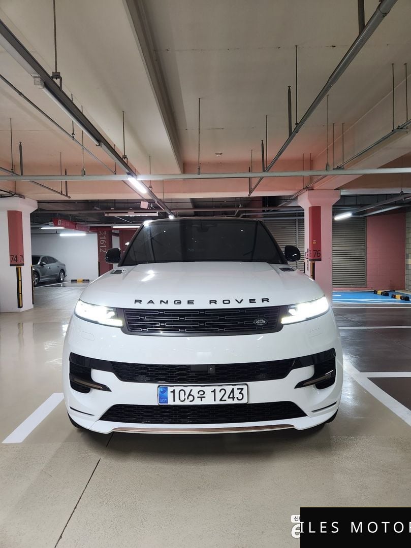 Land Rover Range Rover Sport 2023 — фото 1 из 8