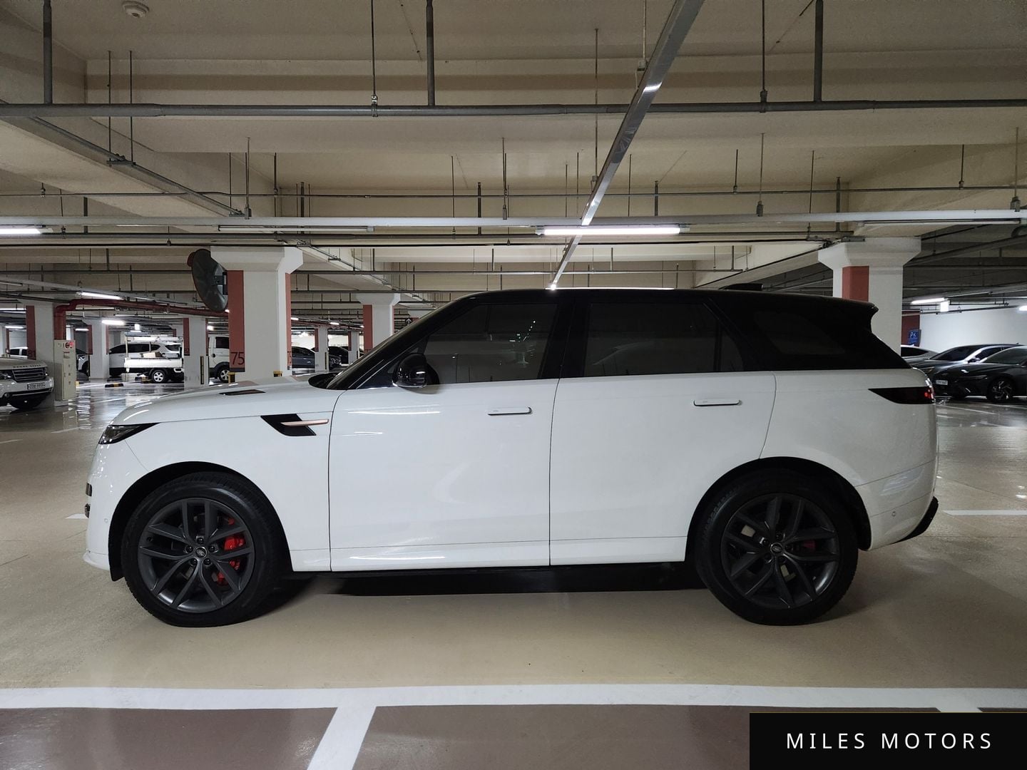 Land Rover Range Rover Sport 2023 — миниатюра 3