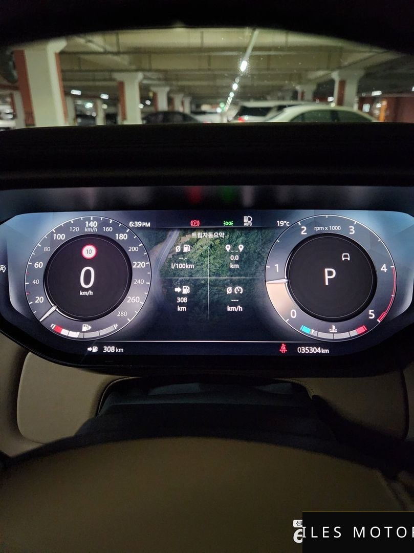 Land Rover Range Rover Sport 2023 — миниатюра 5