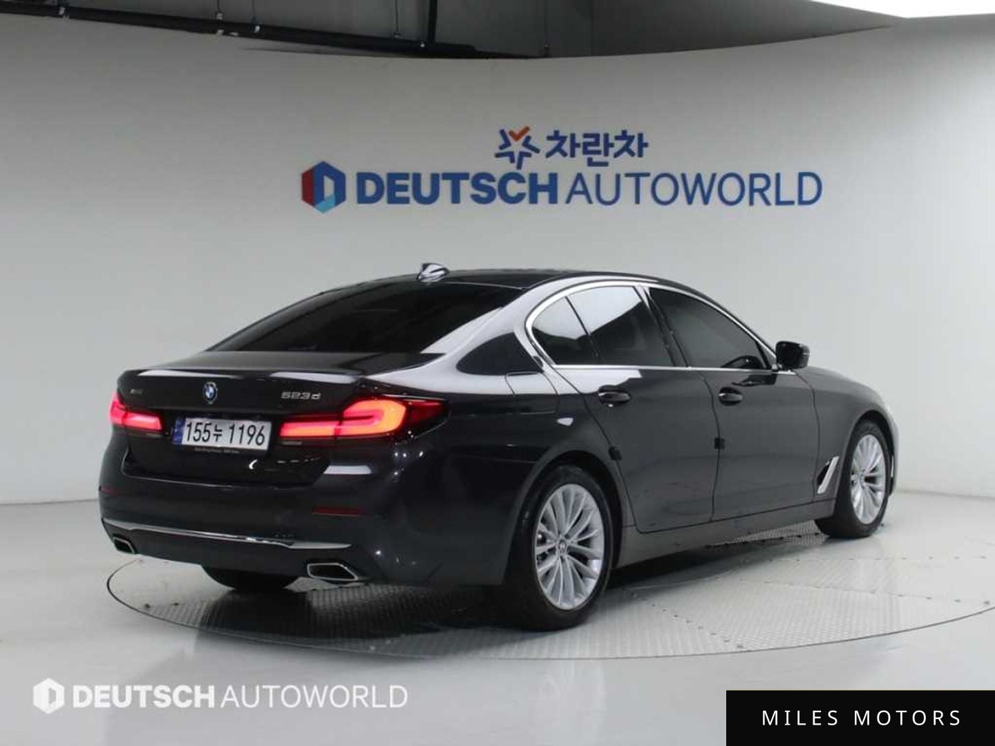 BMW 5 Series (G30) 2023 — миниатюра 2