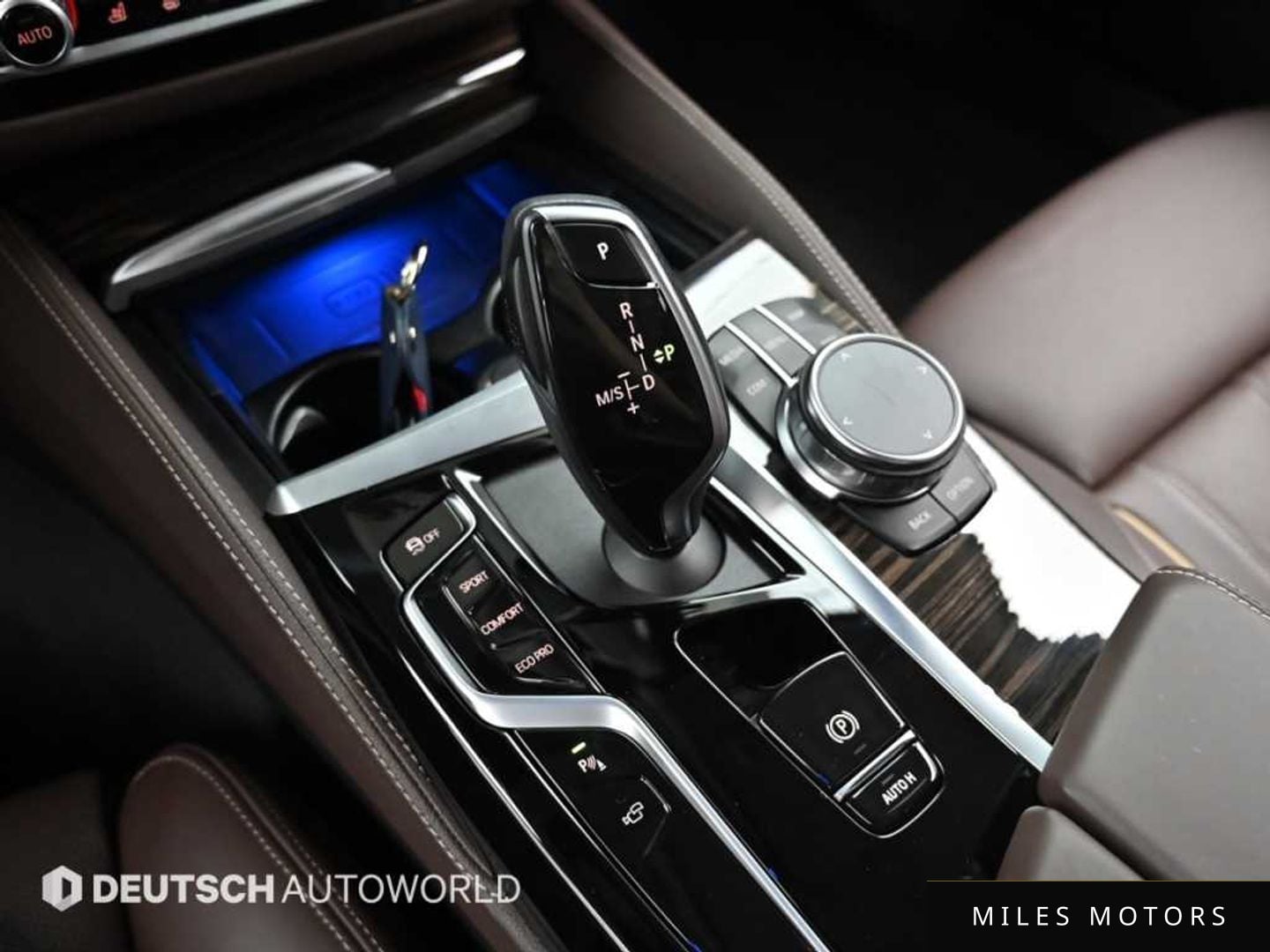 BMW 5 Series (G30) 2023 — миниатюра 9