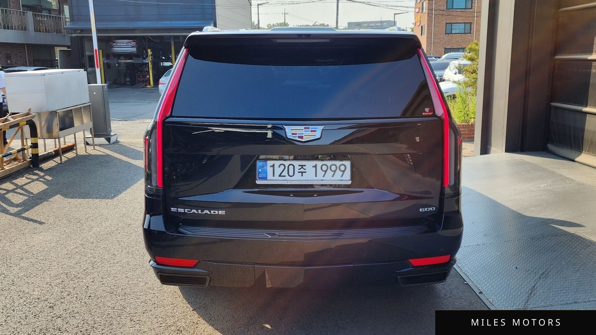 Cadillac Escalade 2024 — миниатюра 4