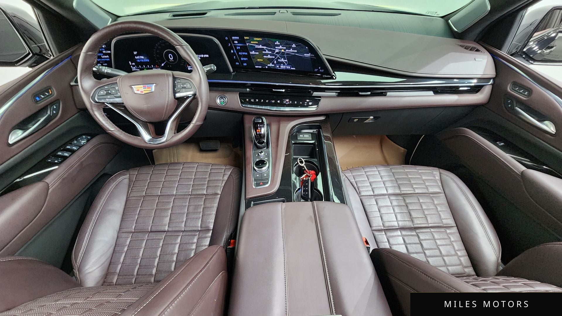 Cadillac Escalade 2024 — миниатюра 10
