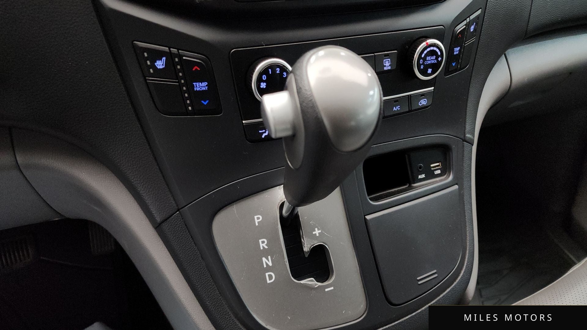 Hyundai Starex 2019 — миниатюра 12