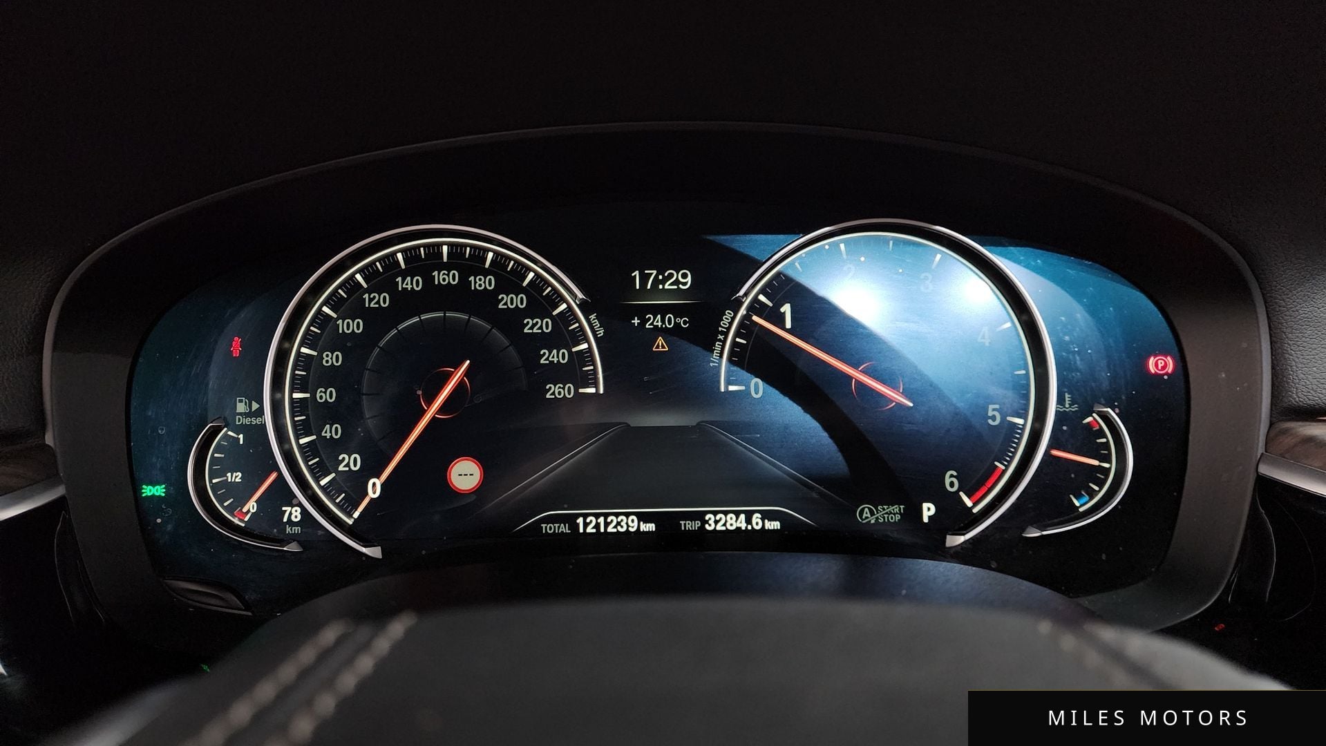 BMW 5 Series (G30) 2018 — миниатюра 11