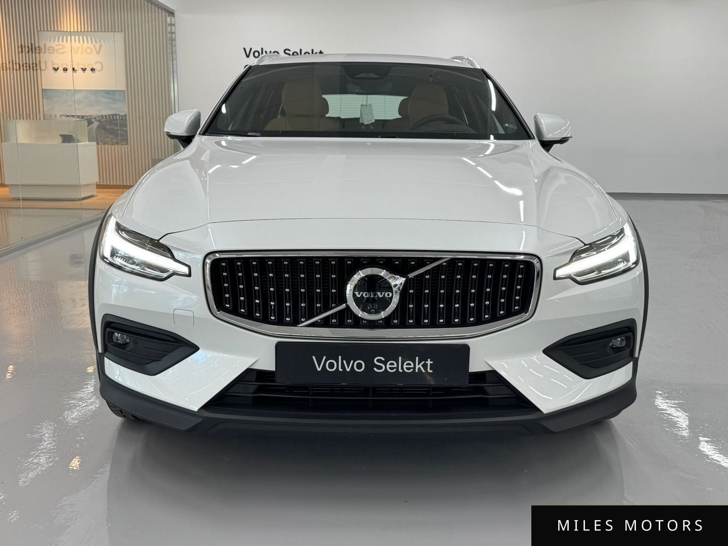 Volvo V60 2025 — миниатюра 3
