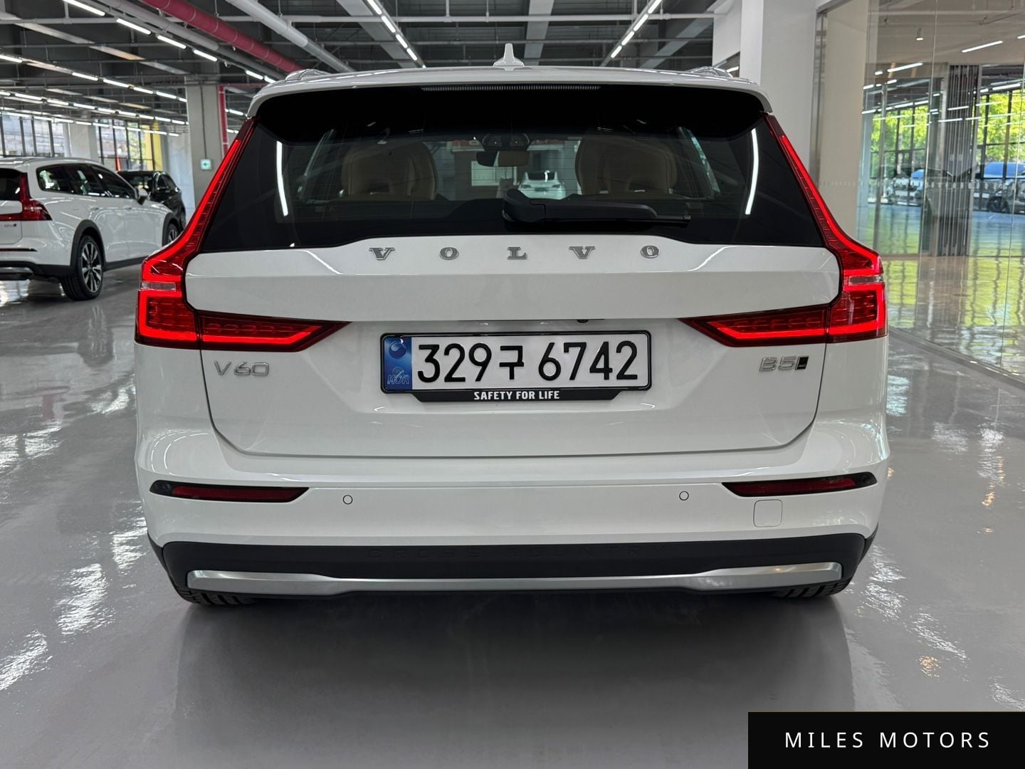 Volvo V60 2025 — миниатюра 4