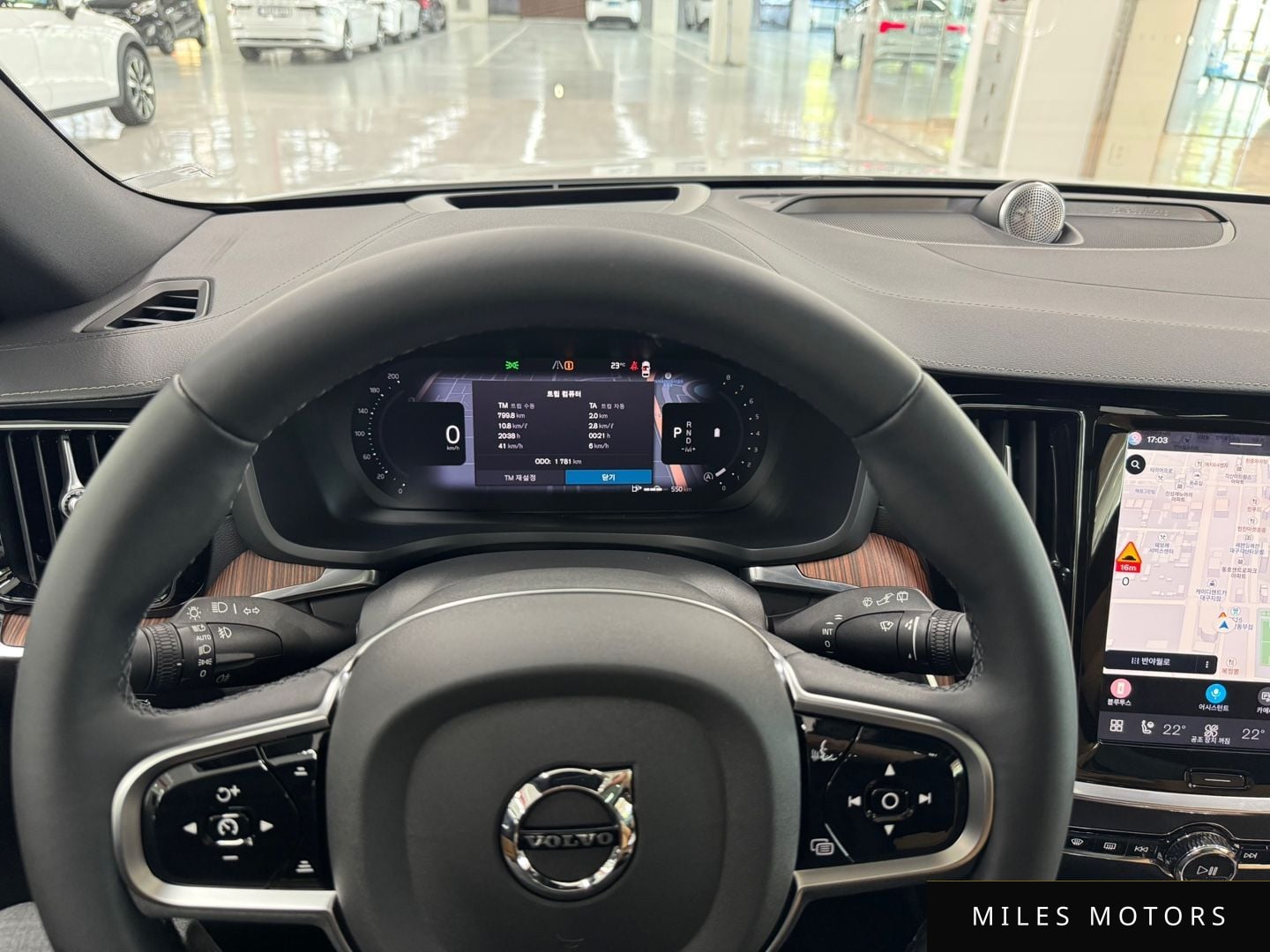 Volvo V60 2025 — миниатюра 8