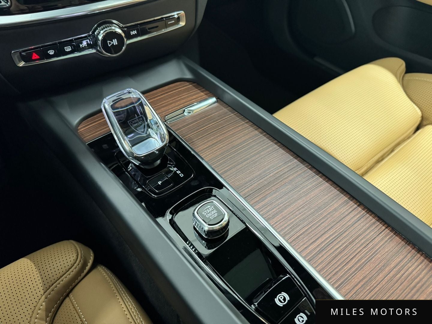 Volvo V60 2025 — миниатюра 9