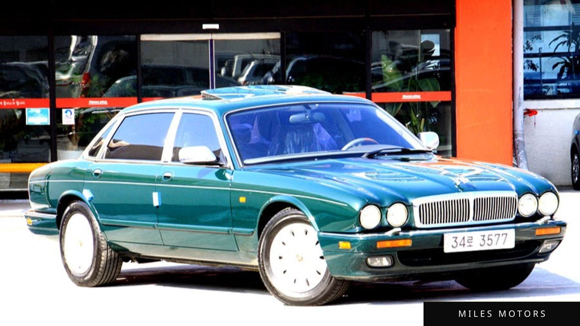 Jaguar Daimler 1996 — миниатюра 5
