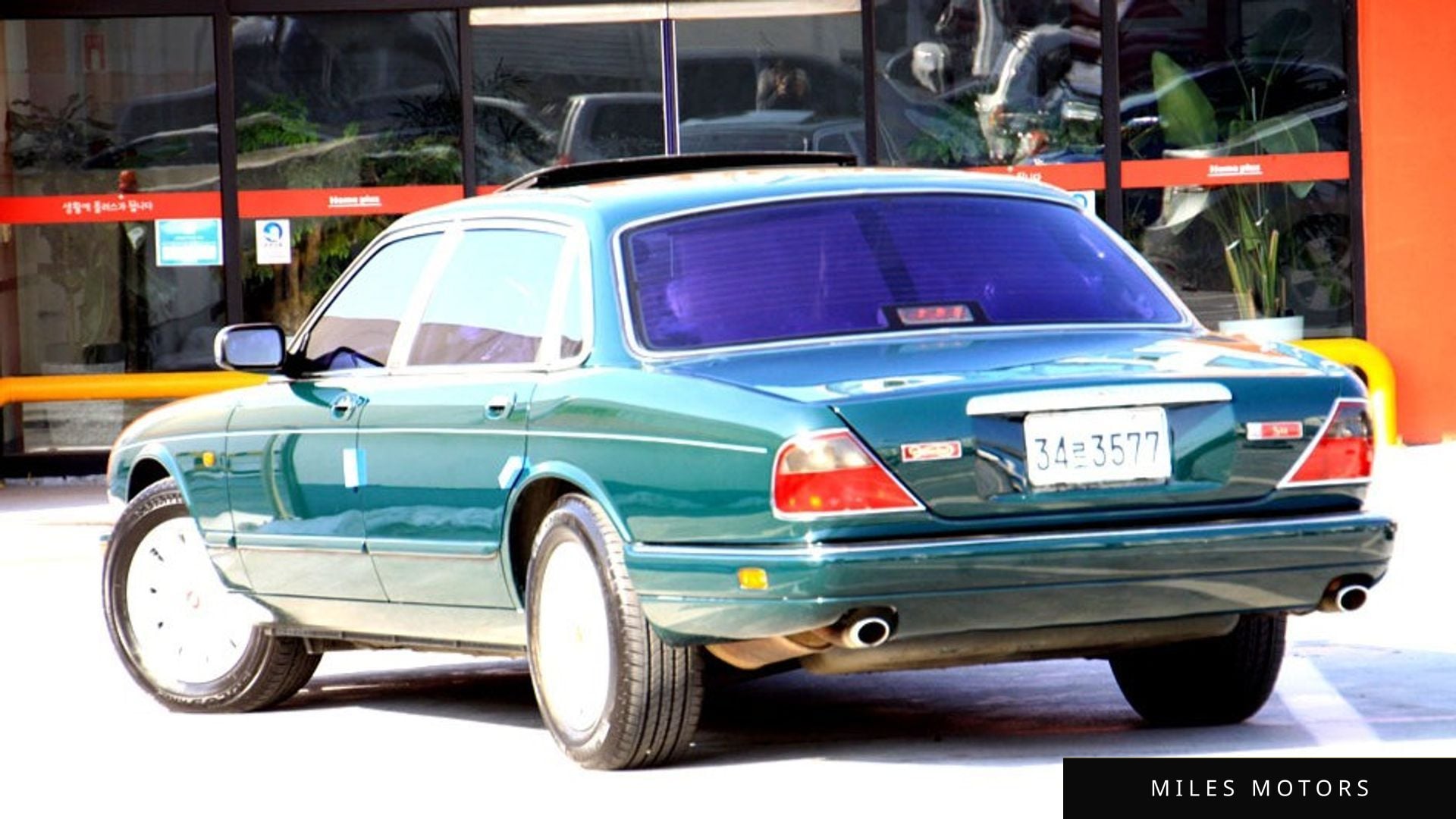 Jaguar Daimler 1996 — миниатюра 9
