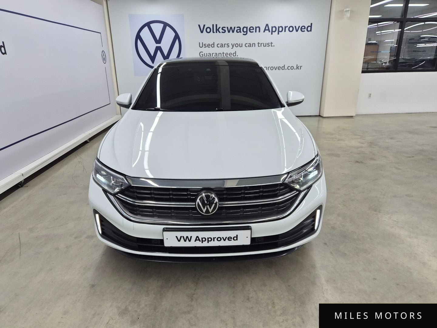 Volkswagen Jetta 2024 — миниатюра 3