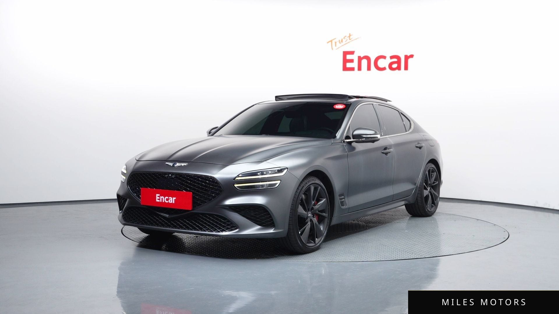 Genesis G70 2022 — фото 1 из 12