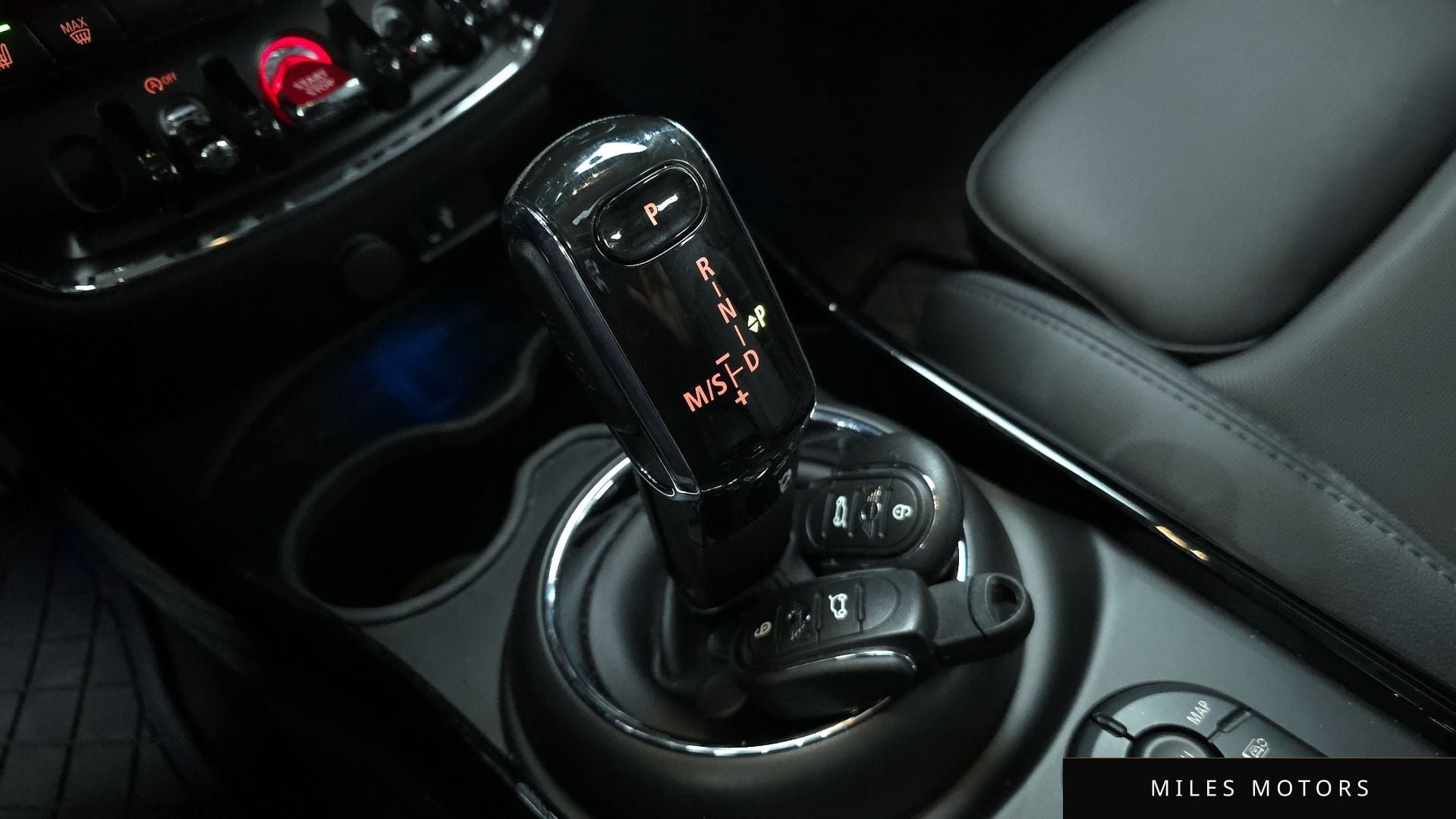 MINI Clubman 2023 — миниатюра 12