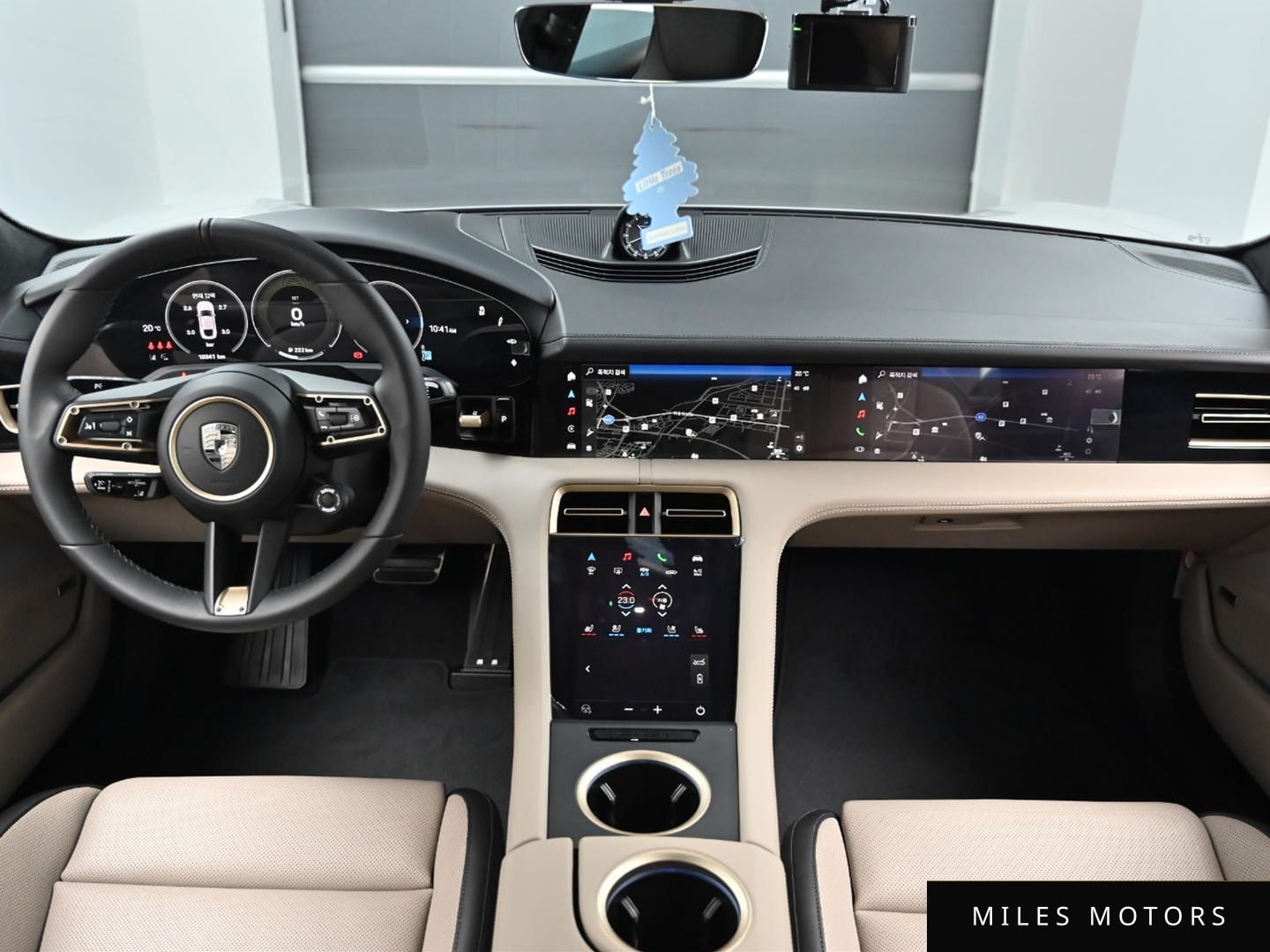 Porsche Taycan 2025 — миниатюра 7