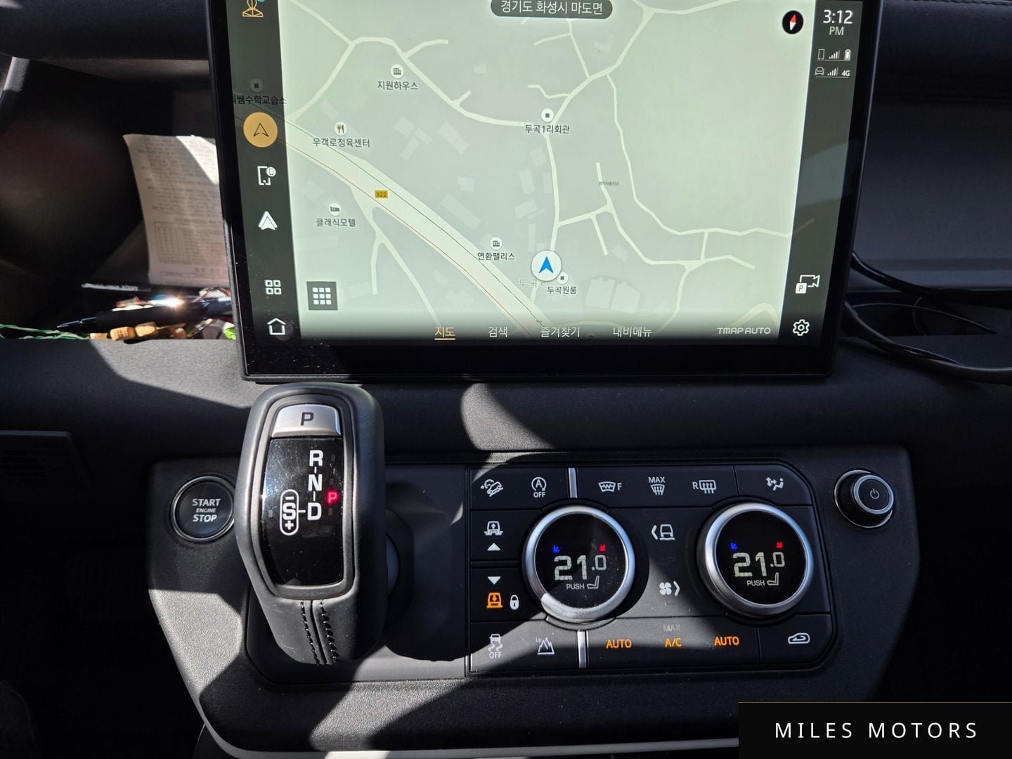 Land Rover Defender 2023 — миниатюра 12