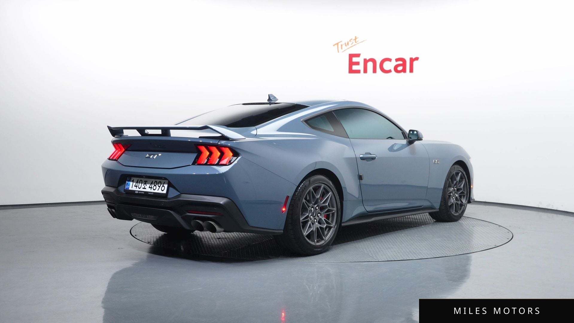 Ford Mustang 2024 — миниатюра 2