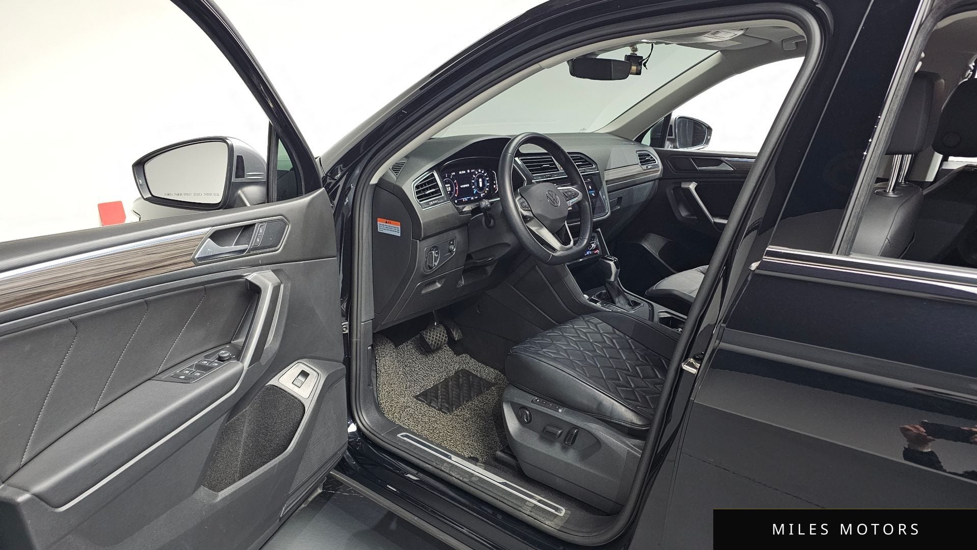 Volkswagen Tiguan 2023 — миниатюра 12
