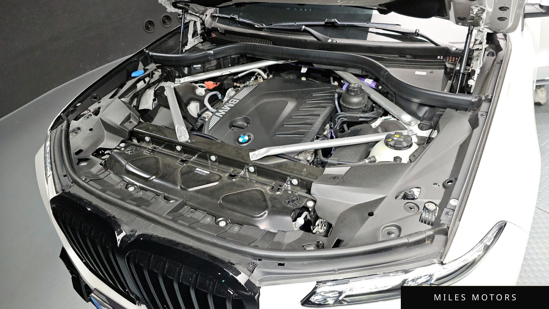 BMW X7 (G07) 2026 — миниатюра 6