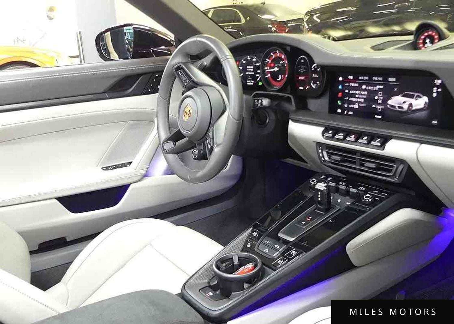 Porsche 911 (992) 2023 — миниатюра 7