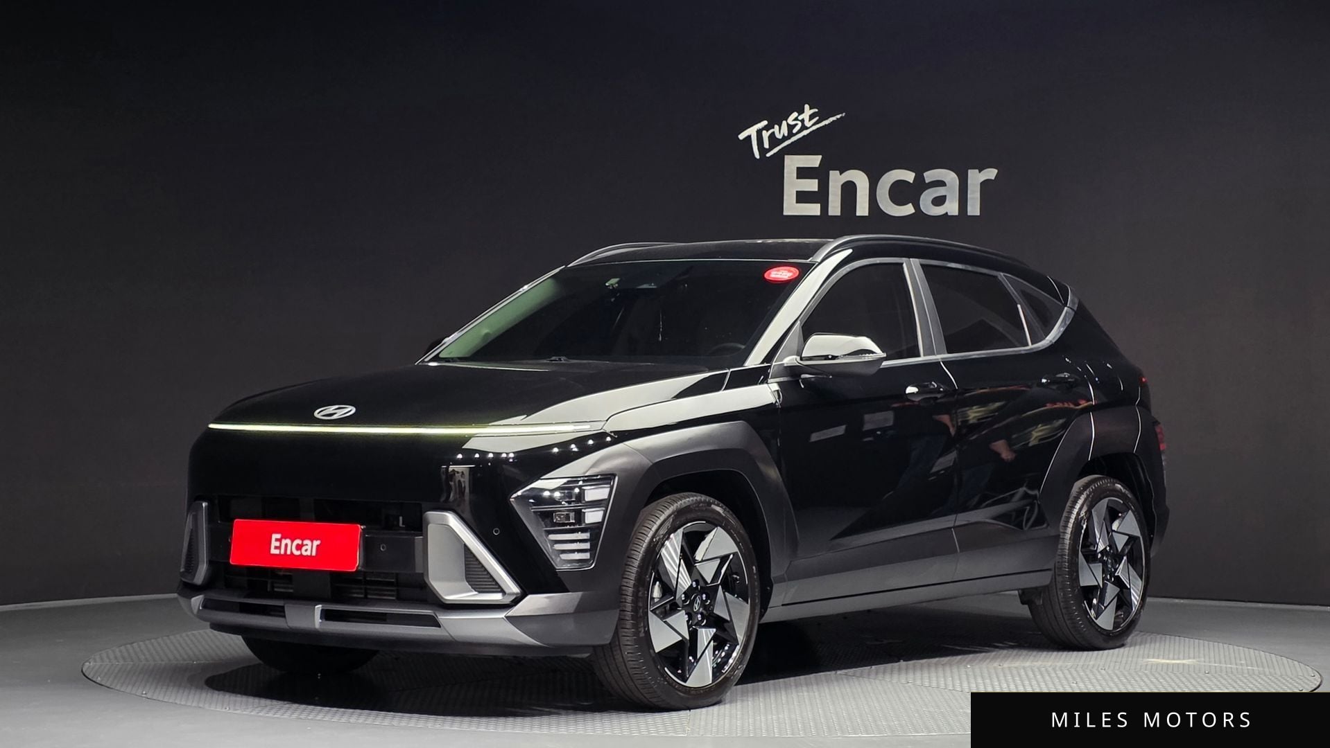 Hyundai Kona 2024 — фото 1 из 12