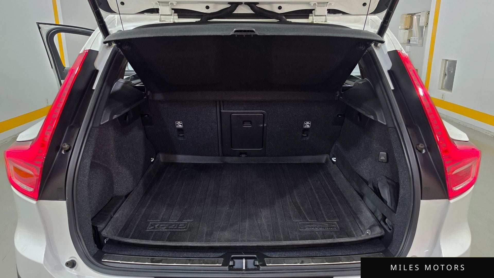 Volvo XC40 2021 — миниатюра 8