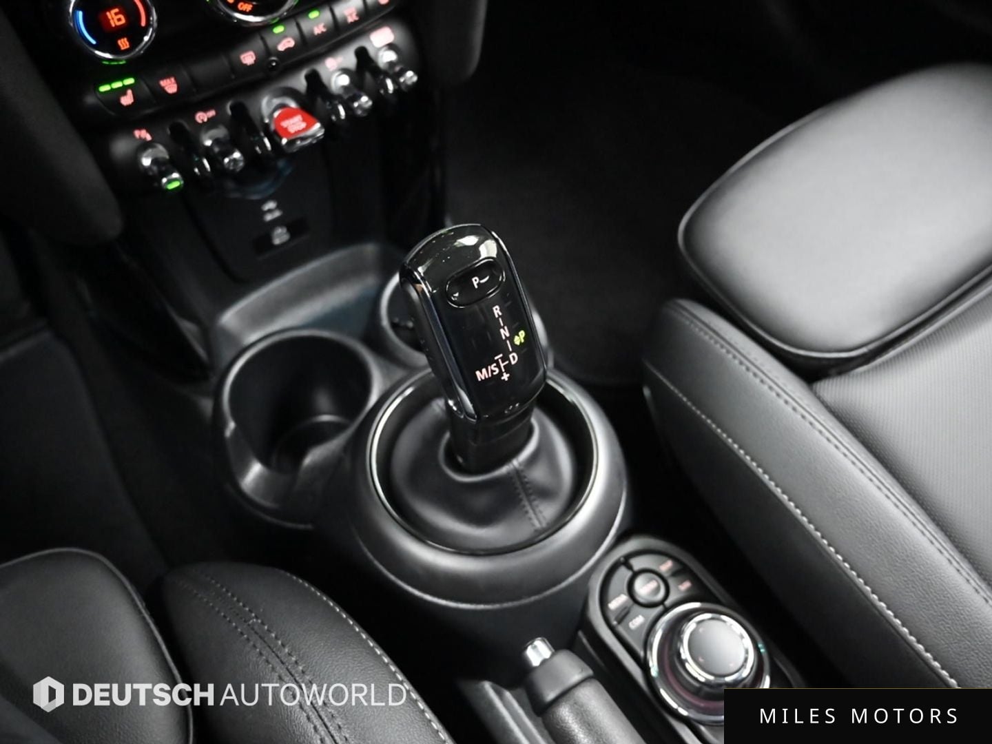 MINI Cooper 2024 — миниатюра 9