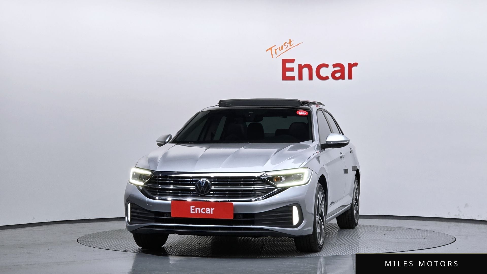 Volkswagen Jetta 2023 — миниатюра 3