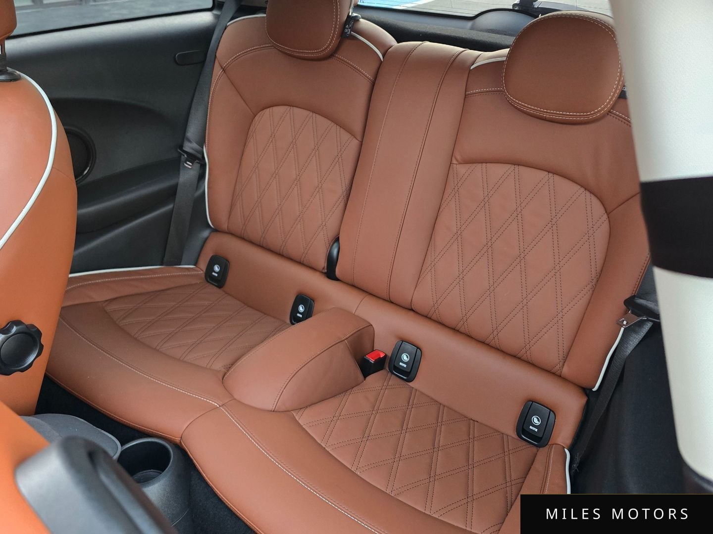 MINI Cooper S 2024 — миниатюра 8