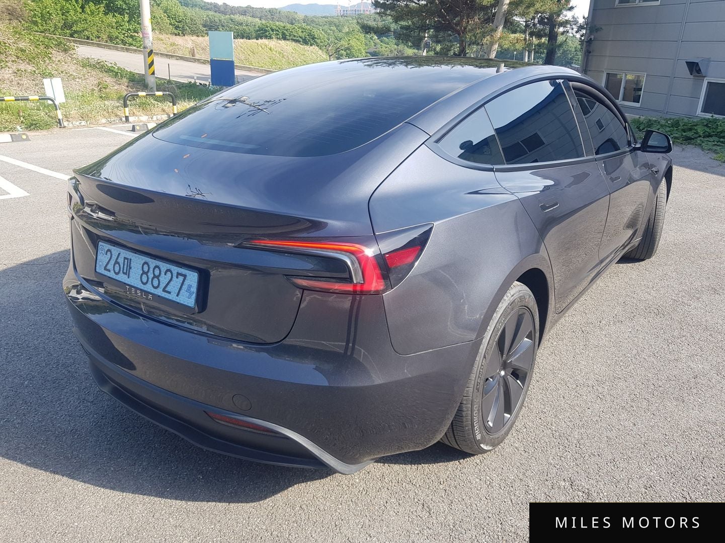 Tesla Model 3 2025 — миниатюра 2
