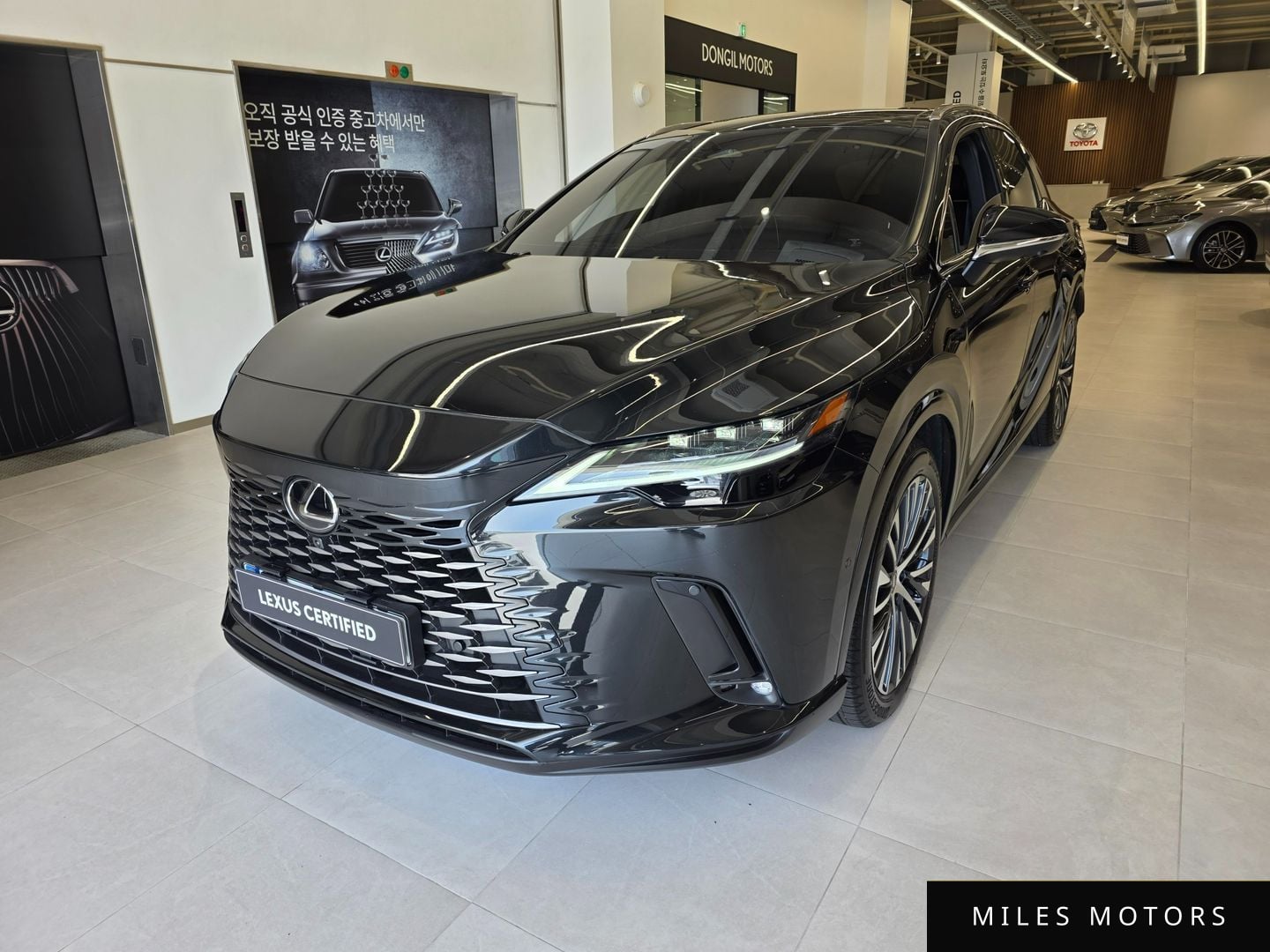 Лексус RX450h+ 2025 — фото 1 из 12