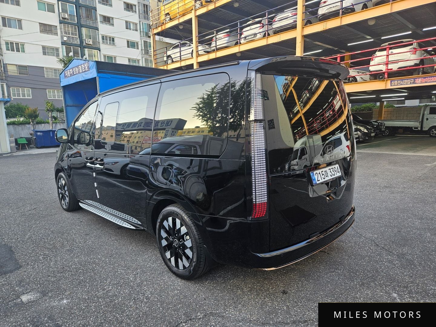 Hyundai Staria 2025 — миниатюра 9