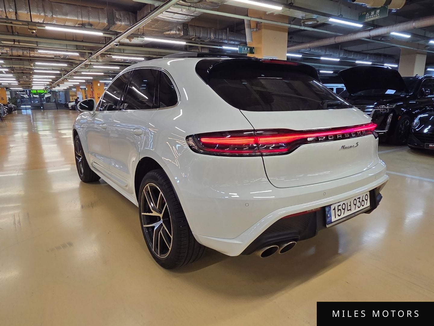 Porsche Macan 2022 — миниатюра 4