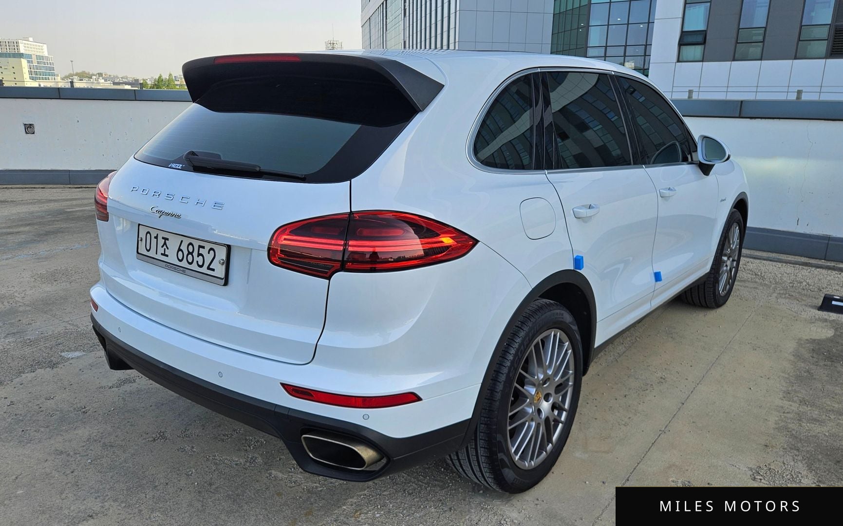 Porsche Cayenne 2016 — миниатюра 5