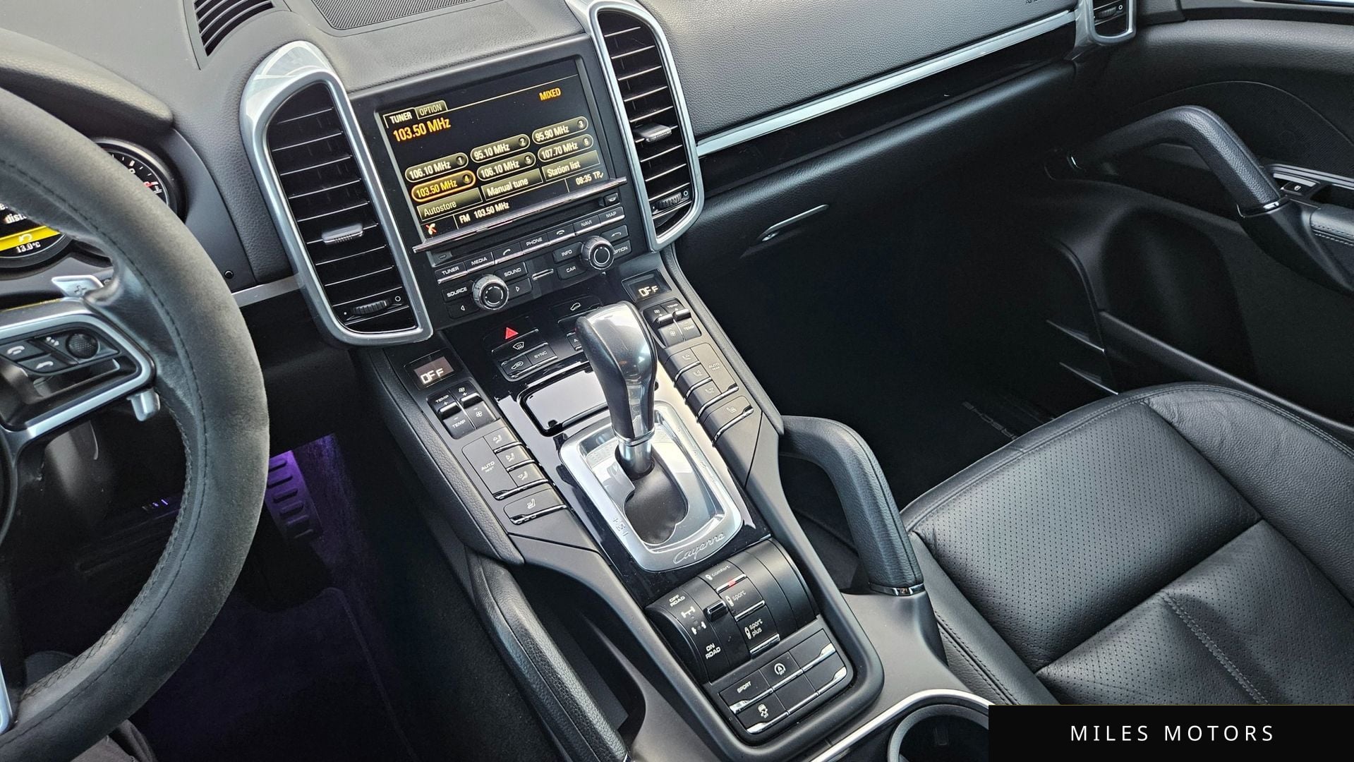 Porsche Cayenne 2016 — миниатюра 12