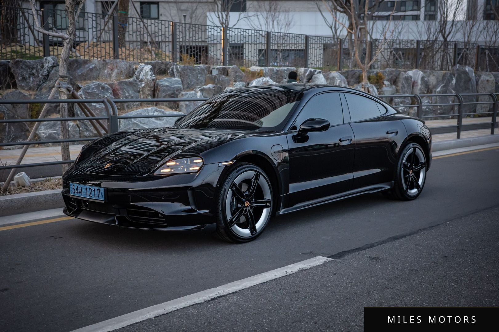 Porsche Taycan 2026 — миниатюра 4