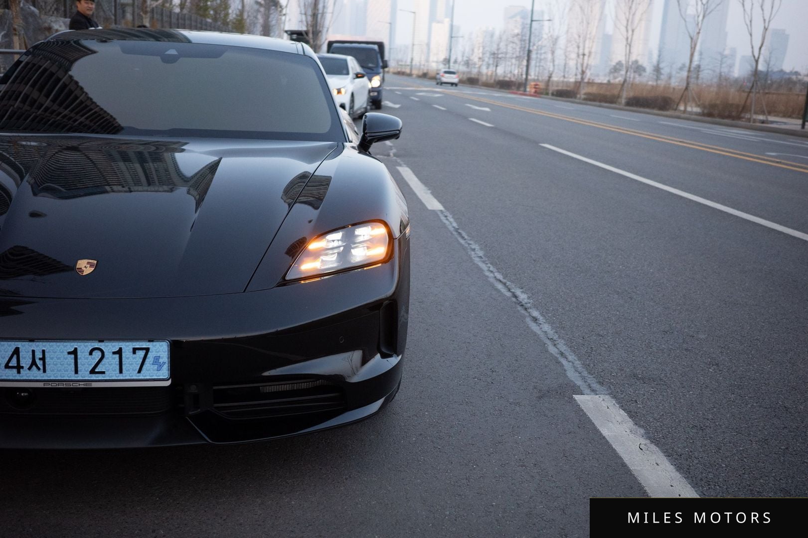 Porsche Taycan 2026 — миниатюра 6