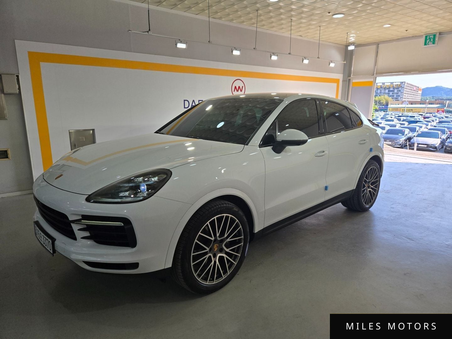 Porsche Cayenne 2021 — фото 1 из 12