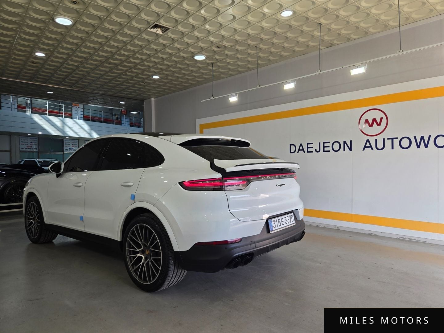 Porsche Cayenne 2021 — миниатюра 5
