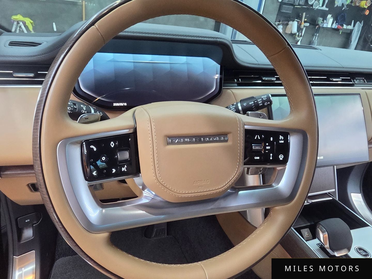 Land Rover Range Rover 2024 — миниатюра 6