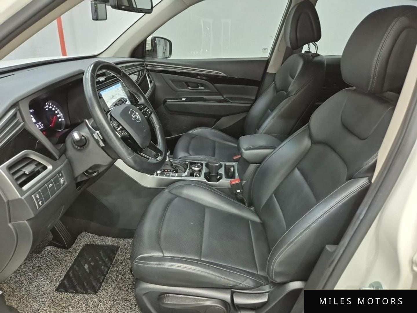 KG Mobility Beautiful Korando 2021 — миниатюра 12