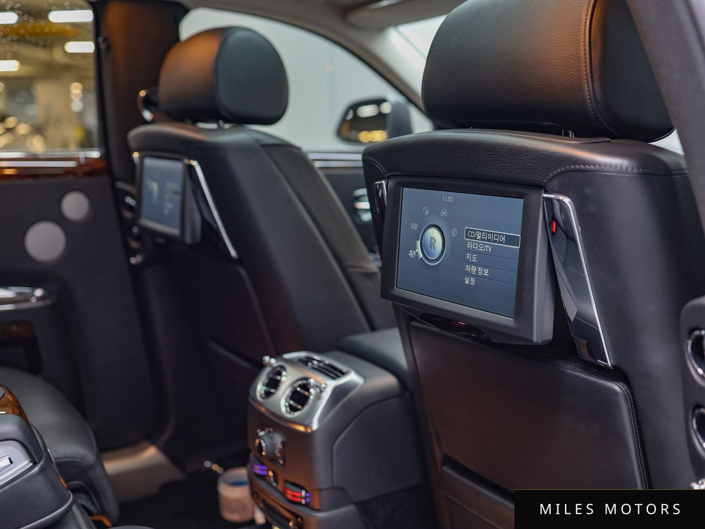 Rolls-Royce Ghost 2012 — миниатюра 10
