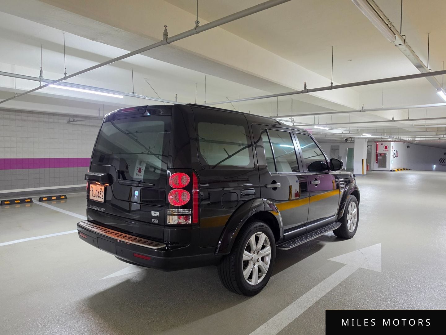 Land Rover Discovery 2016 — миниатюра 2
