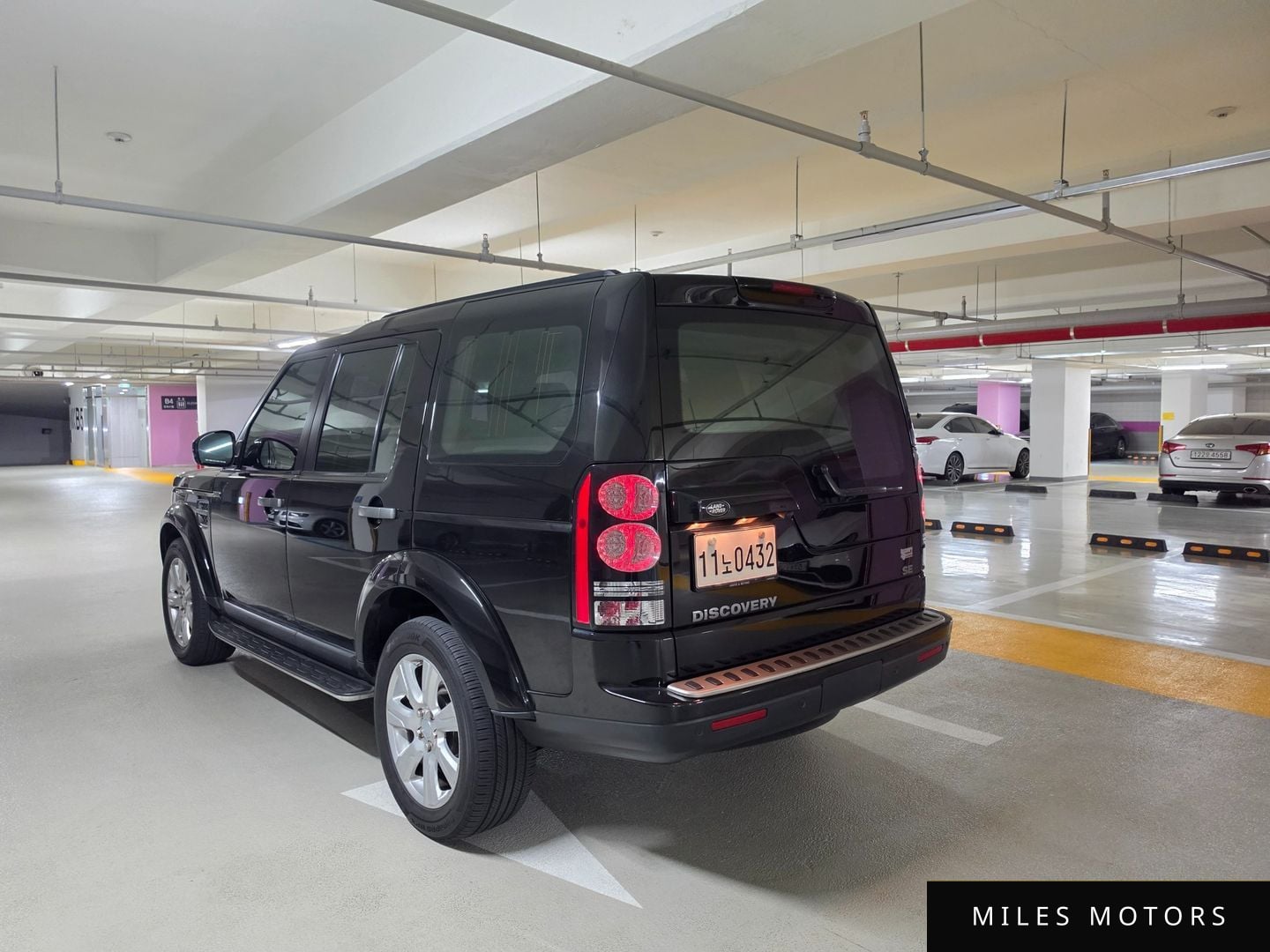 Land Rover Discovery 2016 — миниатюра 6